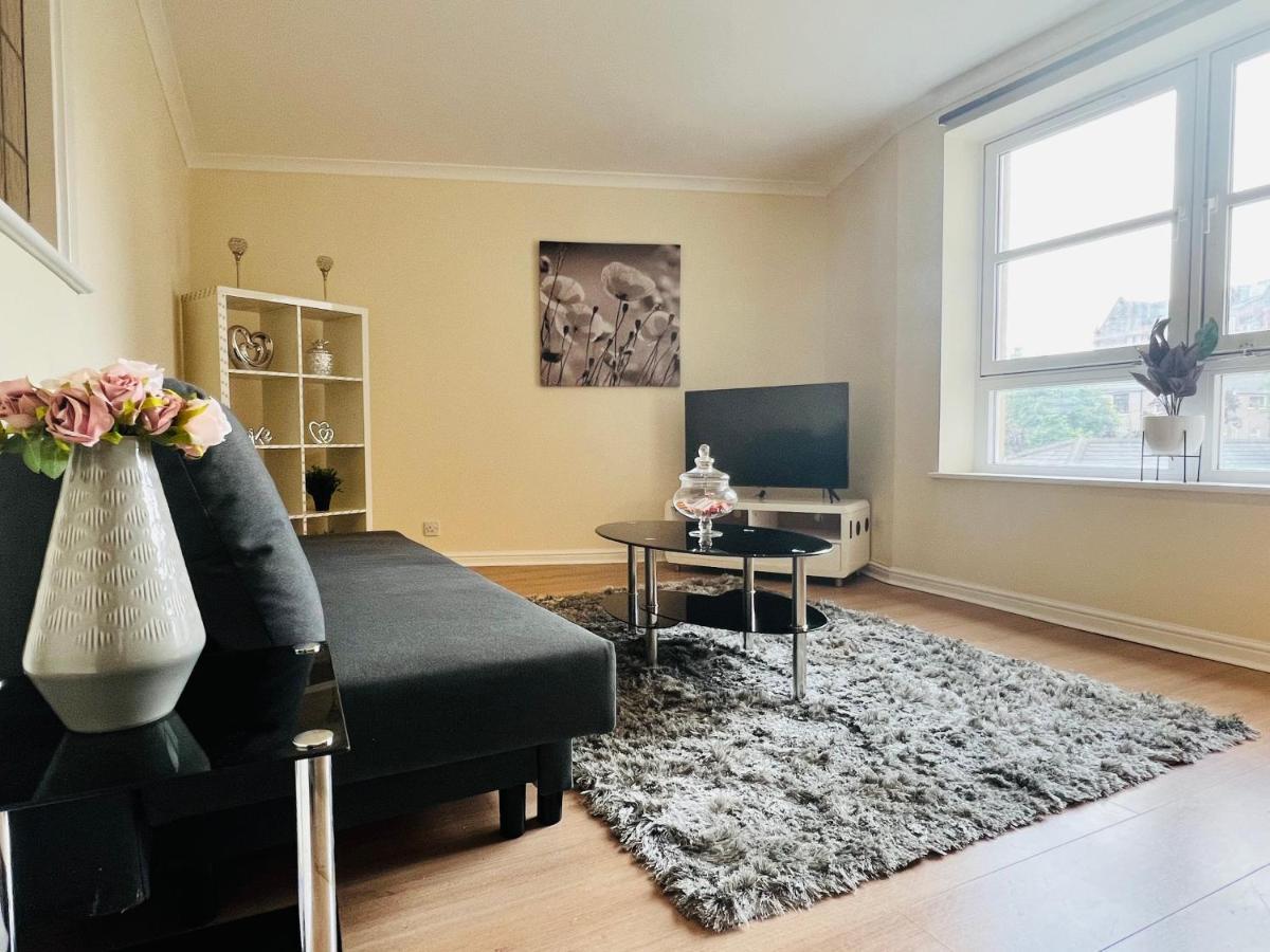 Peaceful 2 Bedroom Flat With Free Parking Edinburgh Luaran gambar